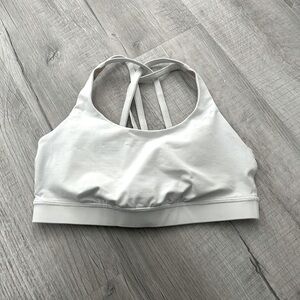 Lululemon White Athletic Sports Bra 🤍
